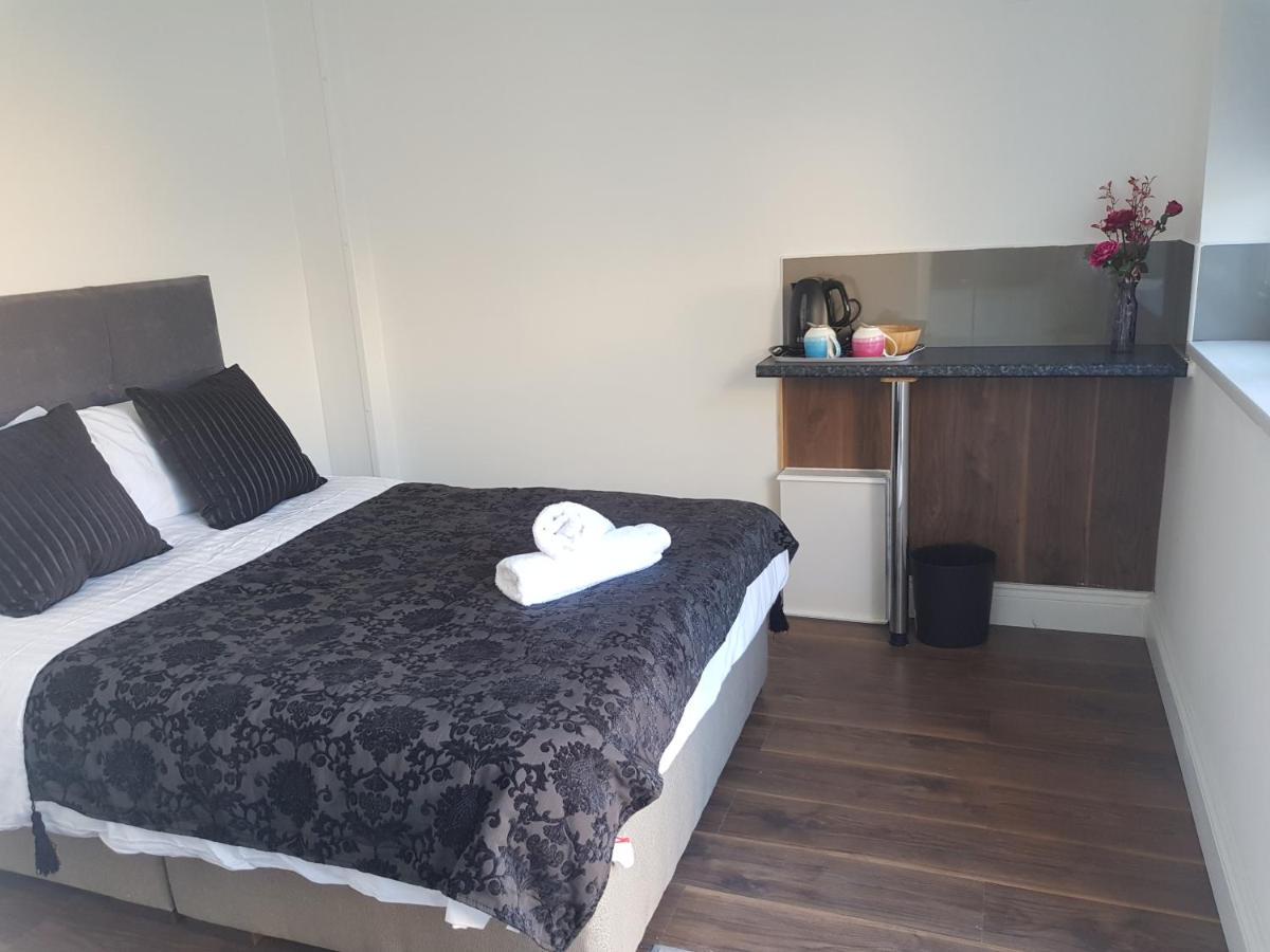 Stanwell Stansted Airport Bed & Breakfast Takeley Екстериор снимка